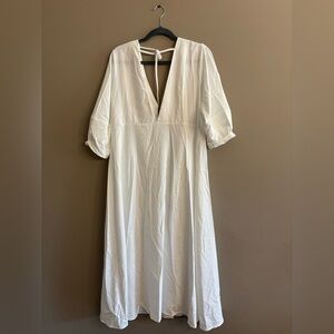 Womens White V neck maxi dress with a tie-back detail